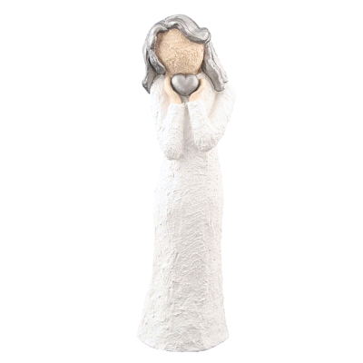 Jentefigur holder sølvhjerte, sølv hår, 21 cm